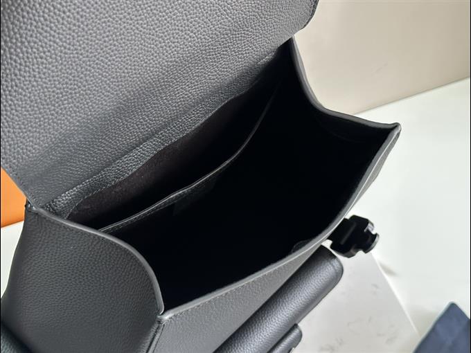 2025228Y1060P203439292