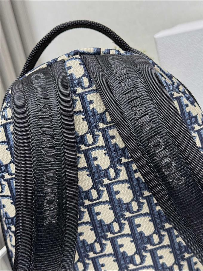 2025228Y550P203431465