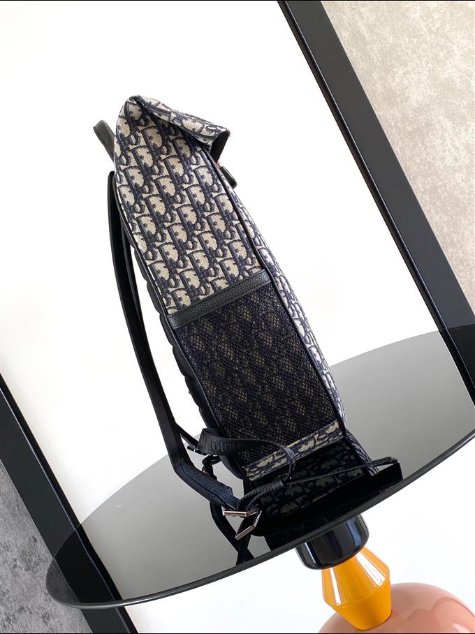 2025228Y550P203431683