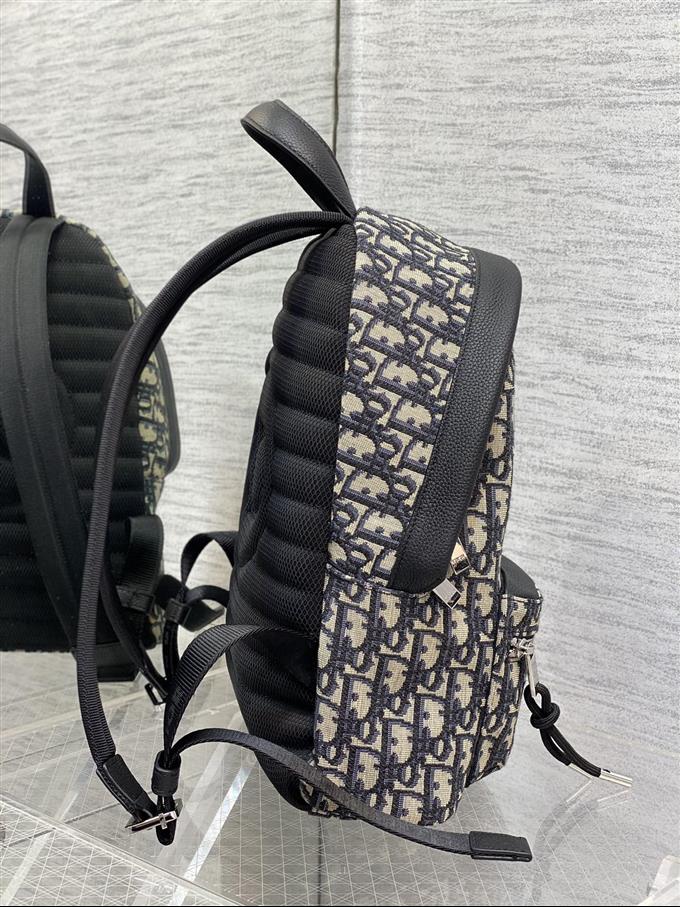 2025228Y550P214910872