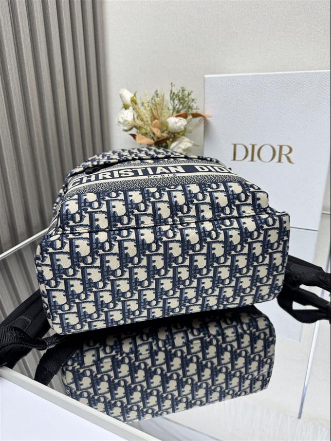 2025228Y600P203432887