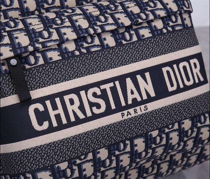 2025228Y600P203441497