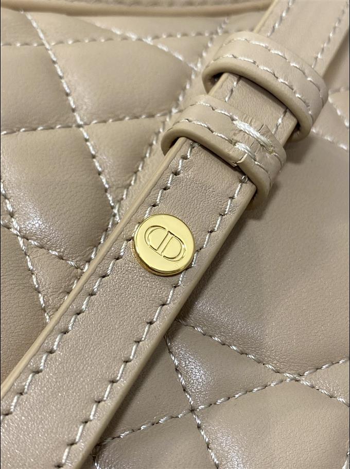 2025228Y800P203352722