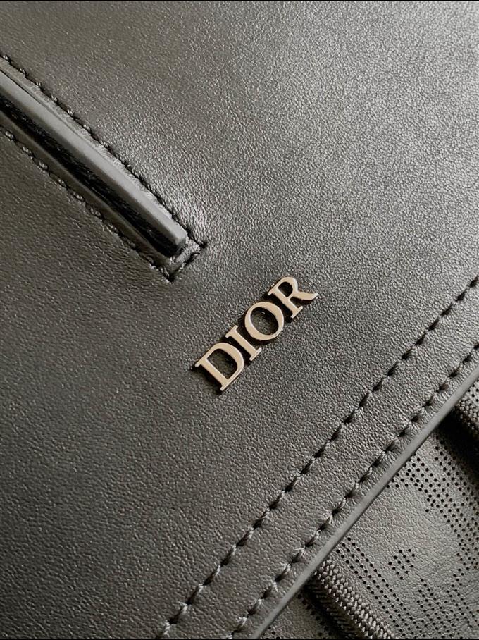 2025228Y800P203356604