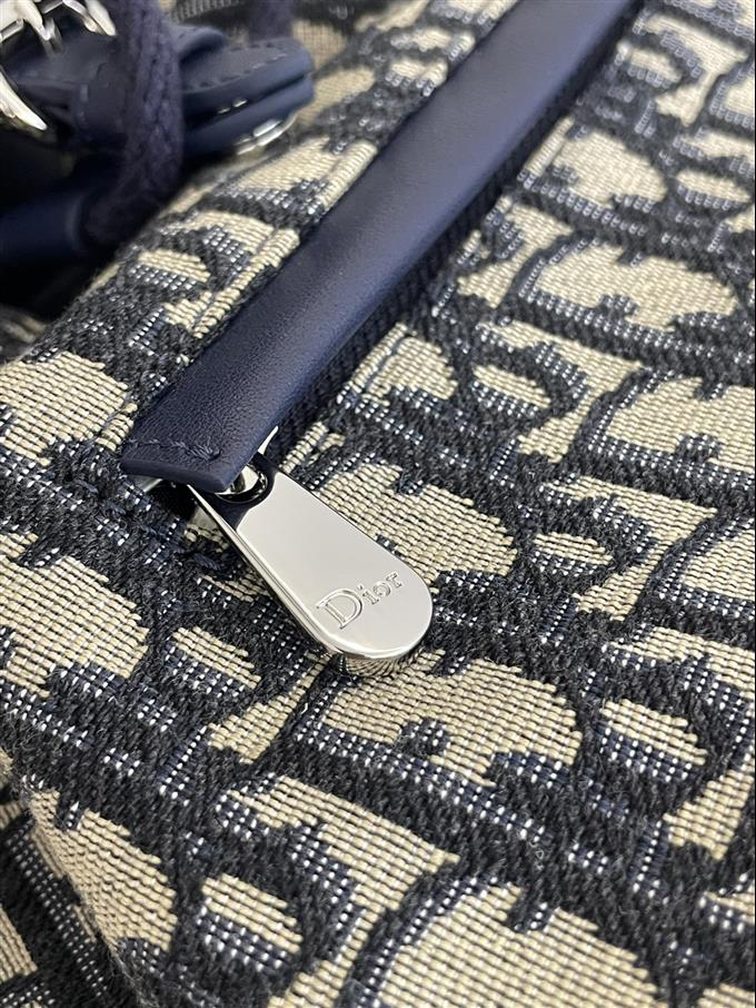 2025228Y800P203357135