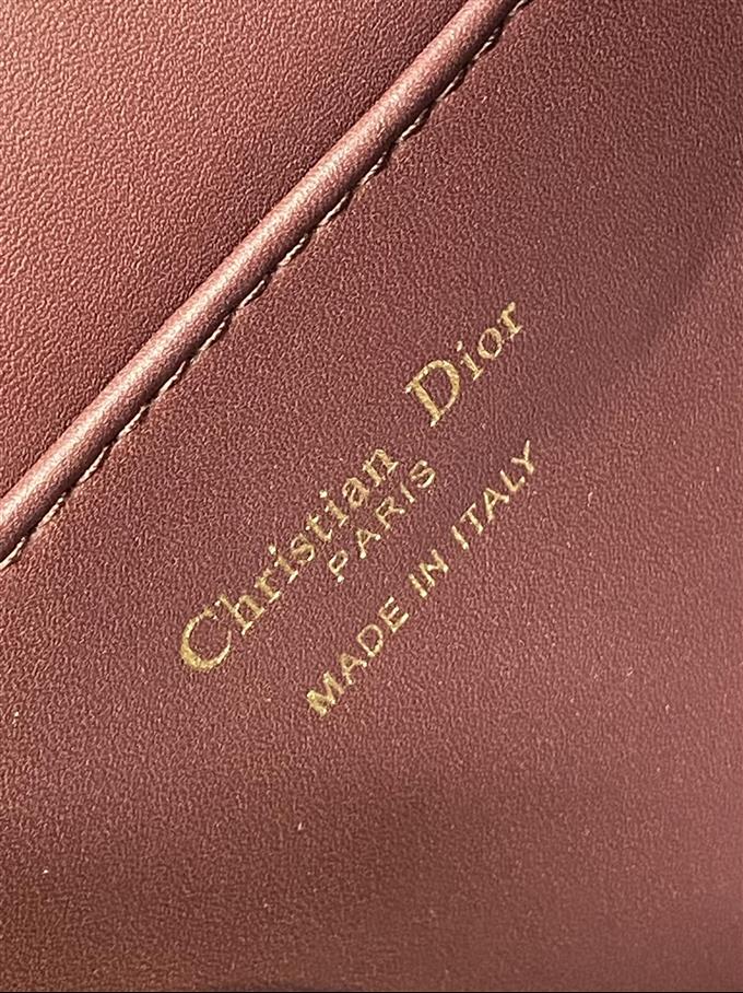 2025228Y880P203353582