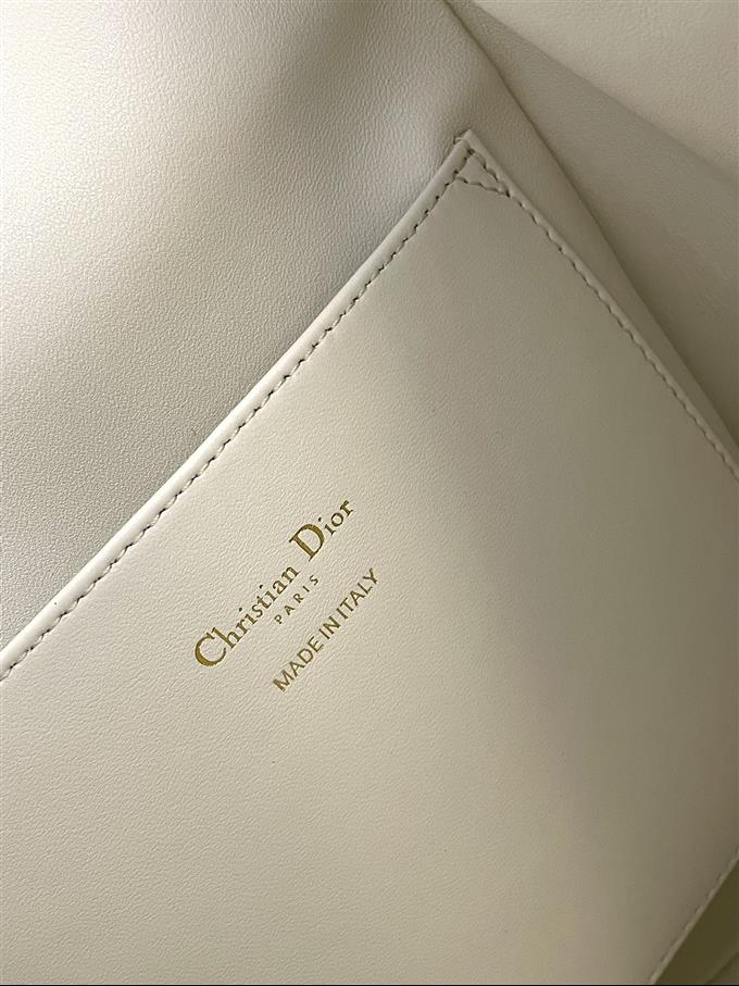 2025228Y880P203357763