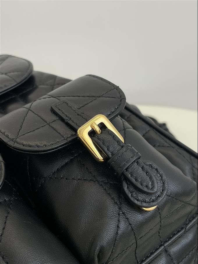 2025228Y880P203357810