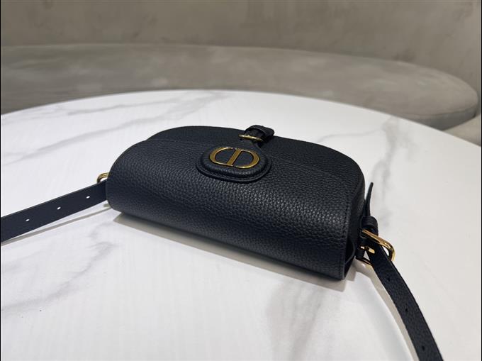 2025228Y580P21013274