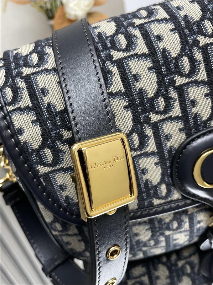 2025228Y600P21013545