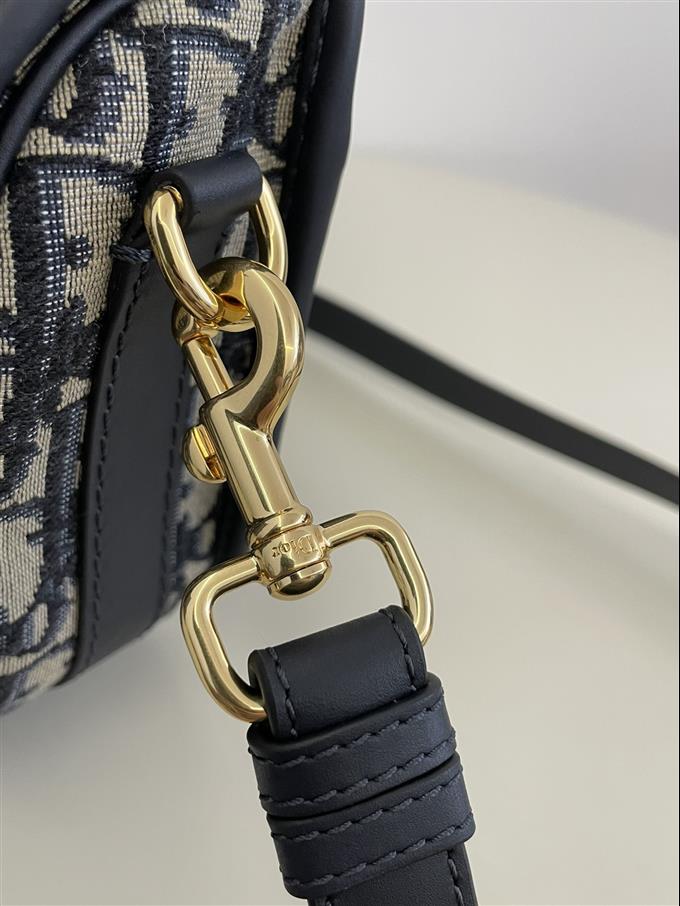 2025228Y600P21014216