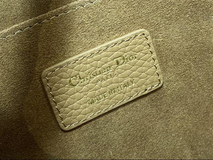 2025228Y680P21017573