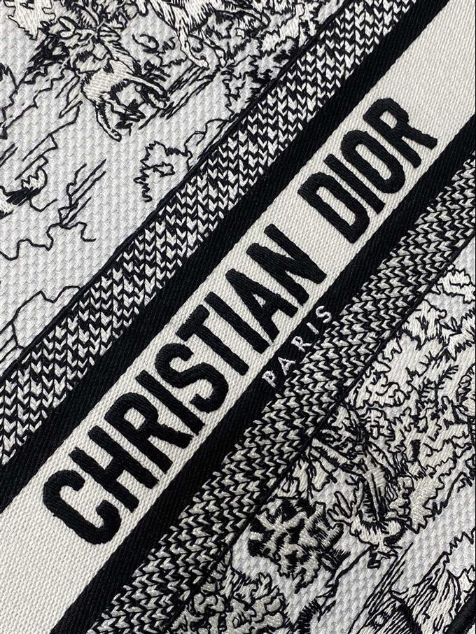 2025228Y450P212149536