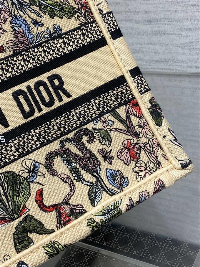 2025228Y450P212149694