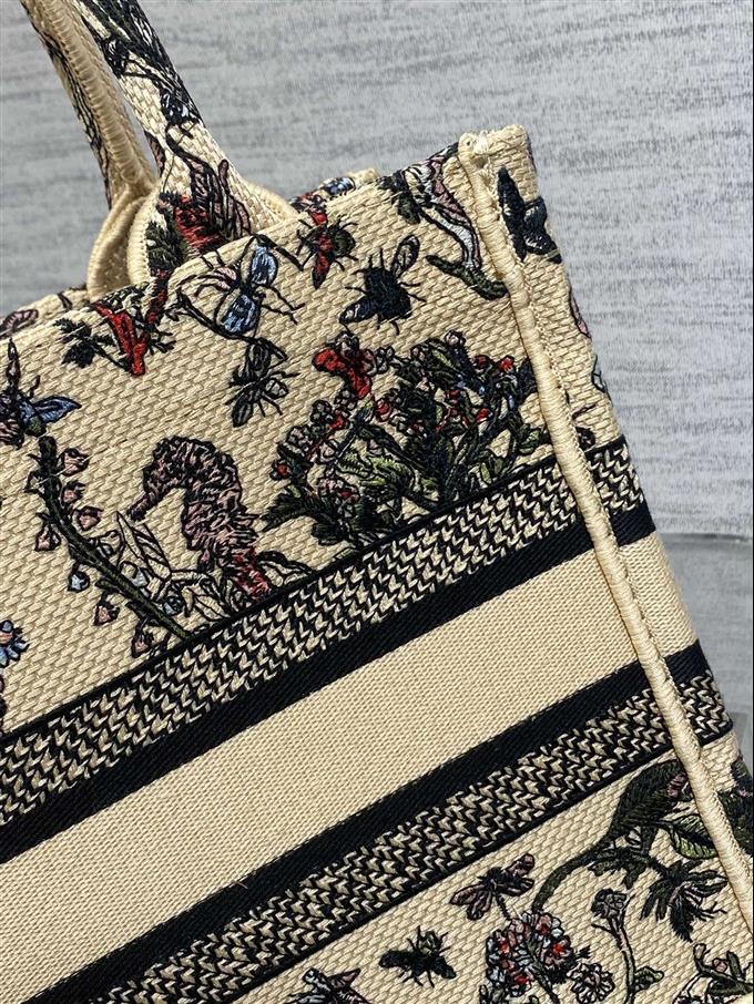 2025228Y450P212149725