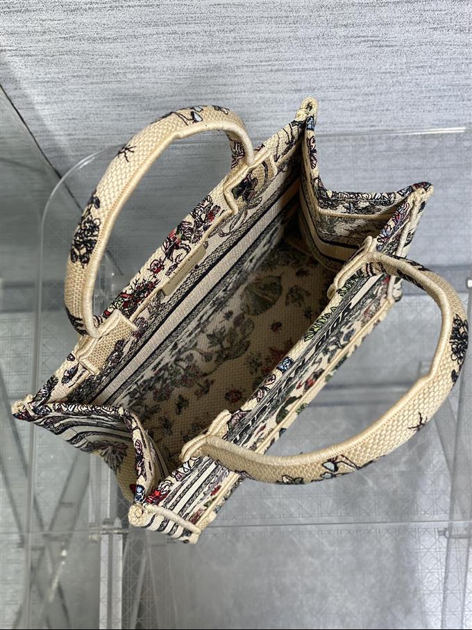 2025228Y450P212149771