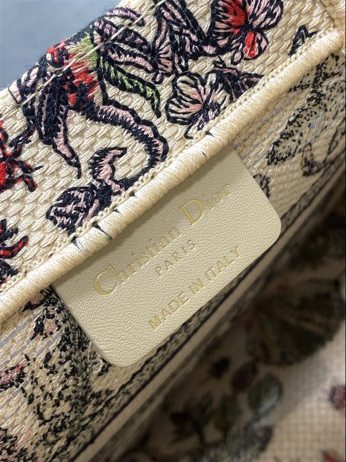 2025228Y450P212149786