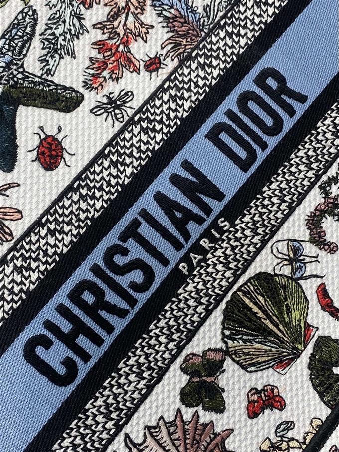 2025228Y450P212149962