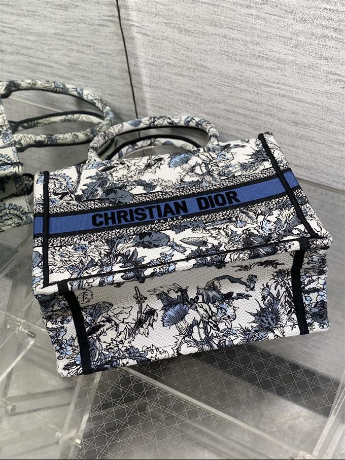 2025228Y450P212150200