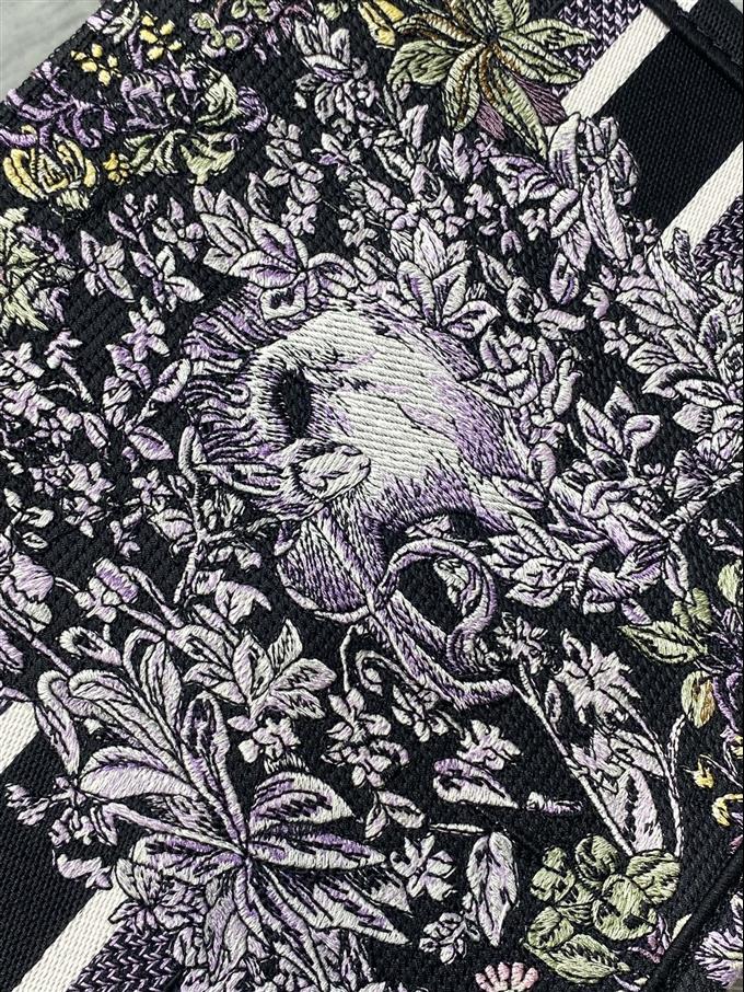 2025228Y450P212150594