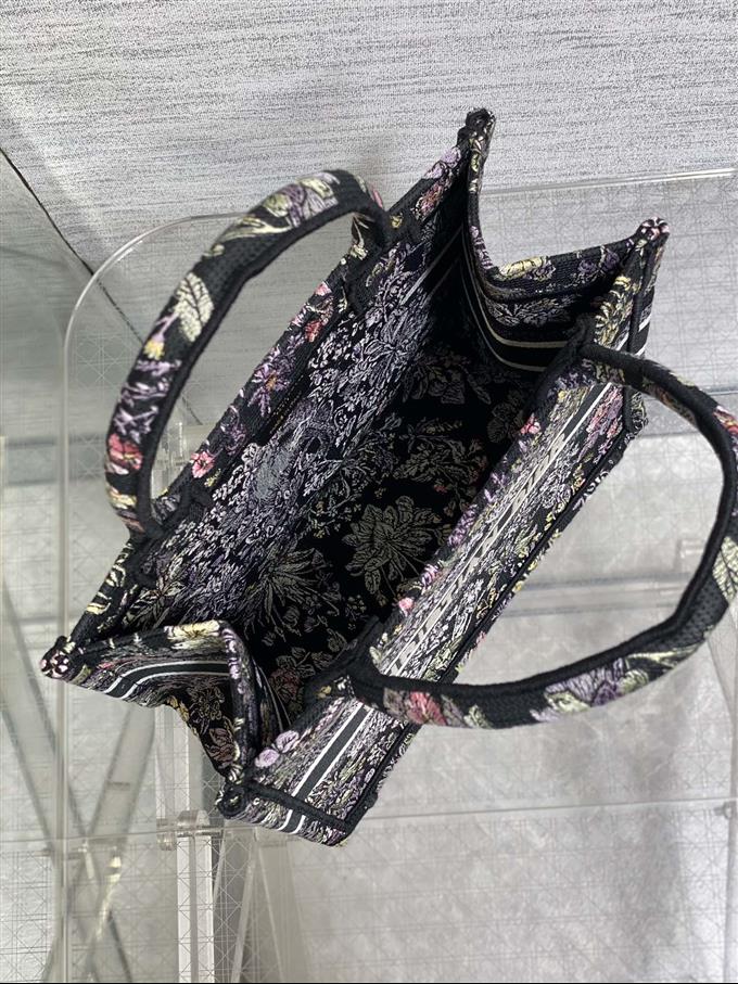 2025228Y450P212150641