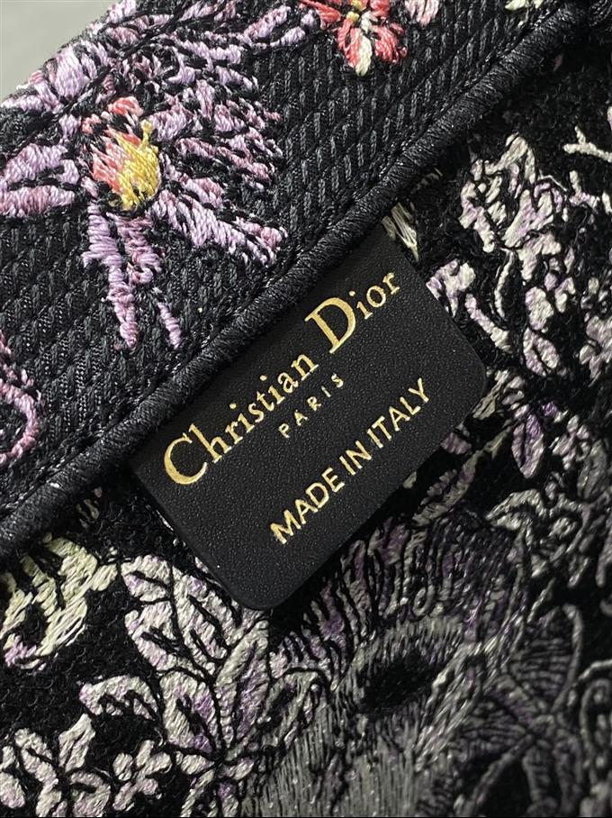 2025228Y450P212150657