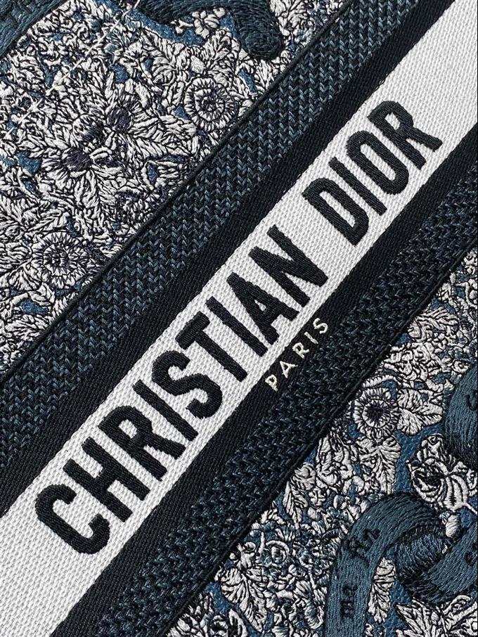 2025228Y450P212151116