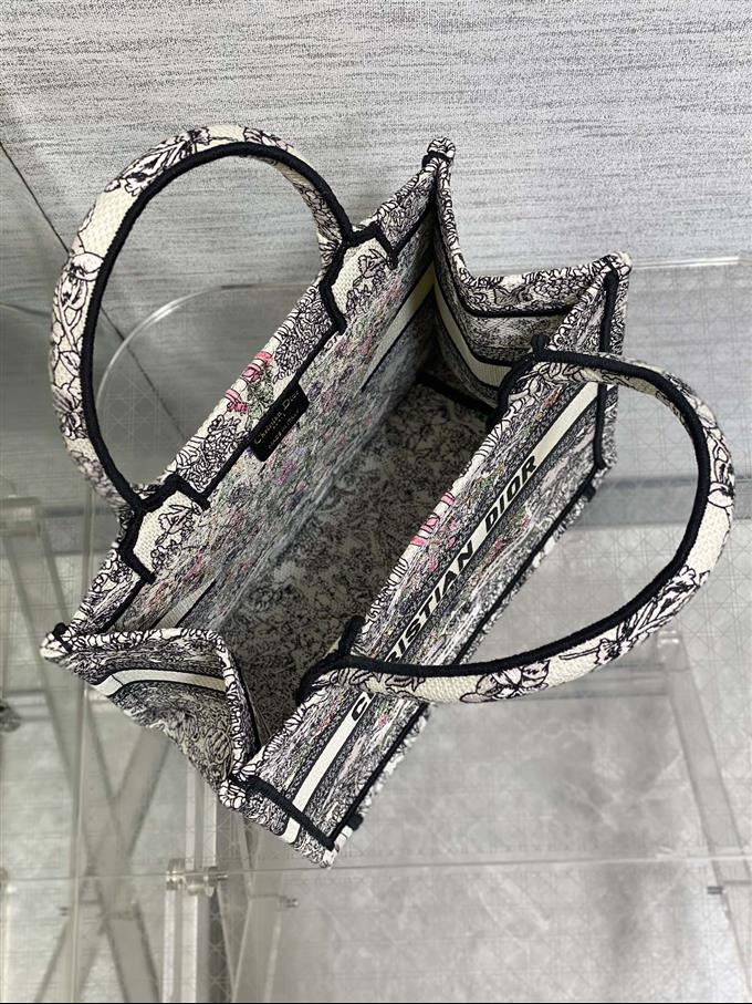 2025228Y450P212151351