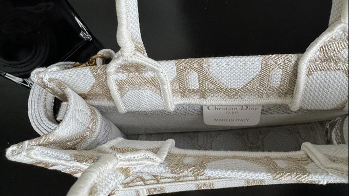 2025228Y480P212212559