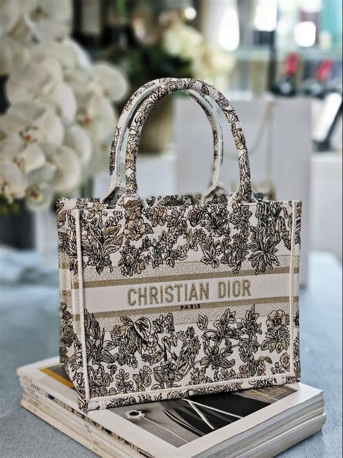 2025228Y500P203831921