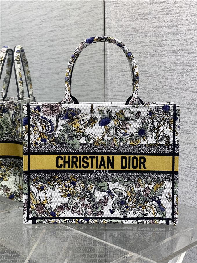 2025228Y500P212152943