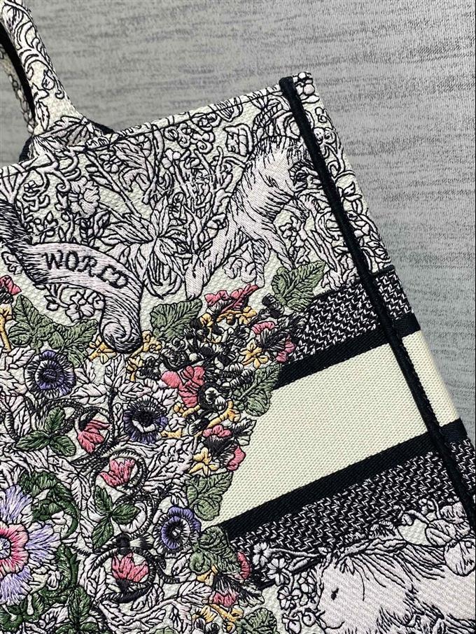 2025228Y500P212153870