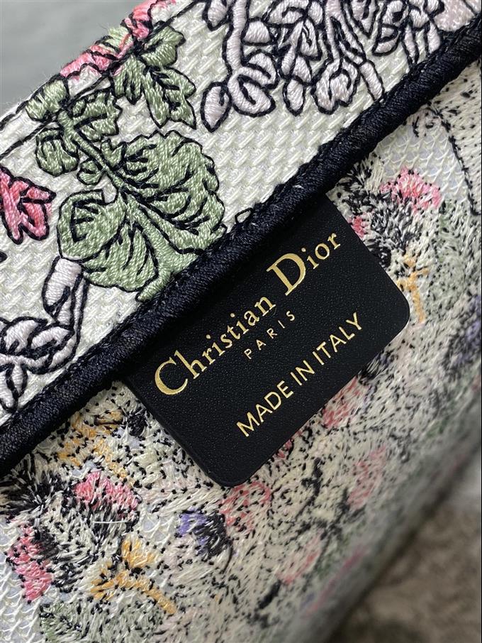 2025228Y500P212153933