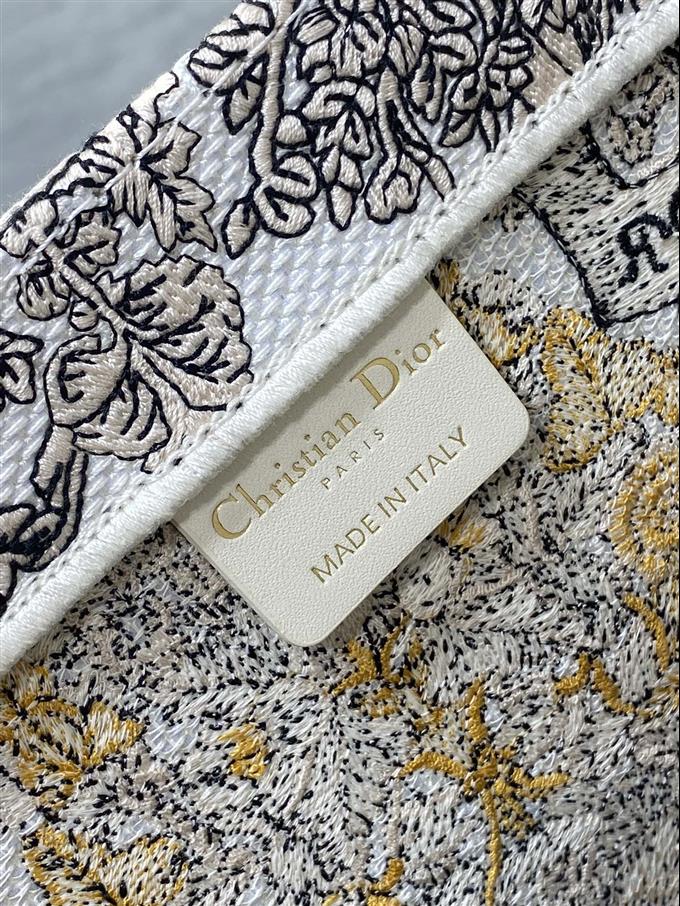 2025228Y500P21215475