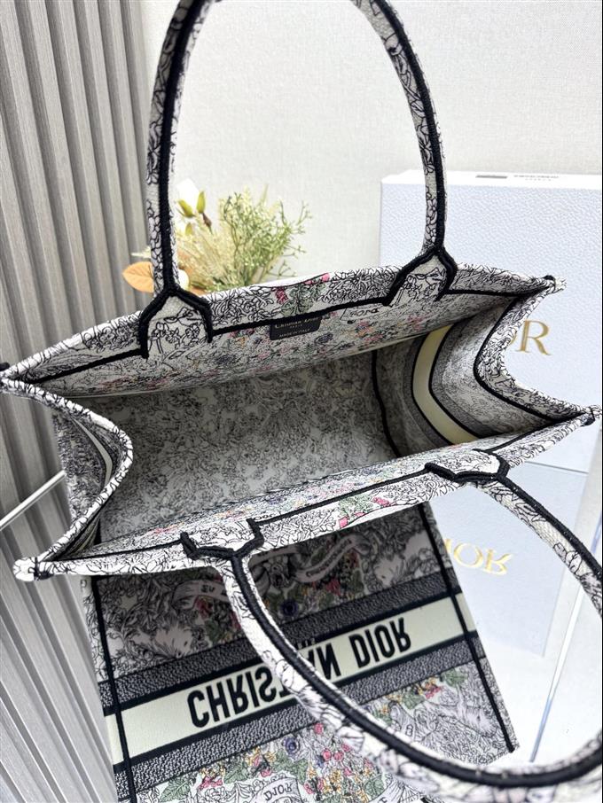 2025228Y550P203833162