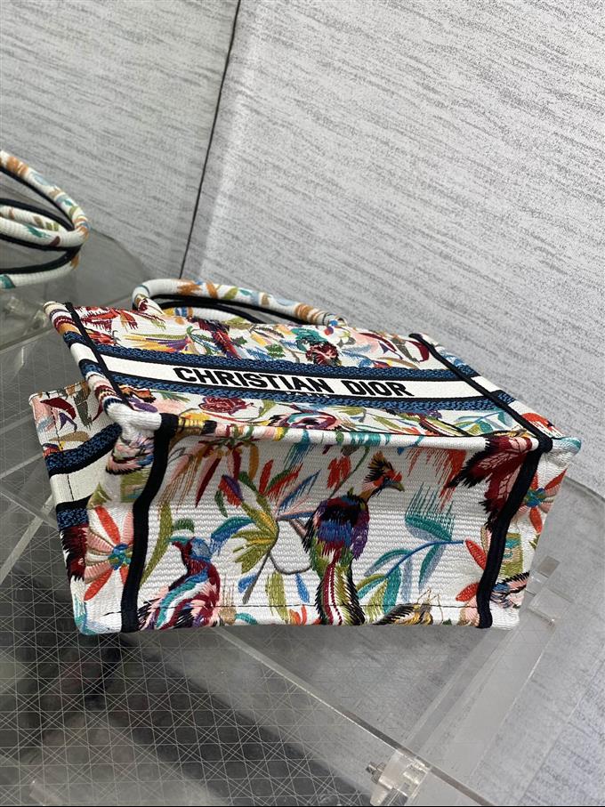 2025228Y550P20383499