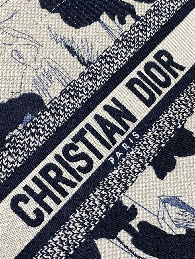 2025228Y550P20383706