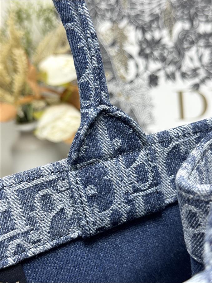 2025228Y550P20387319