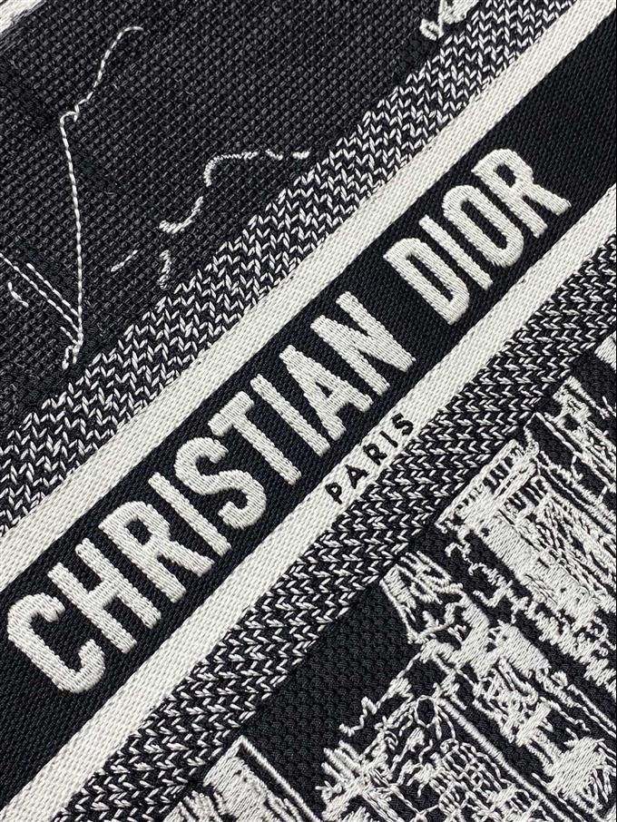 2025228Y550P20387808