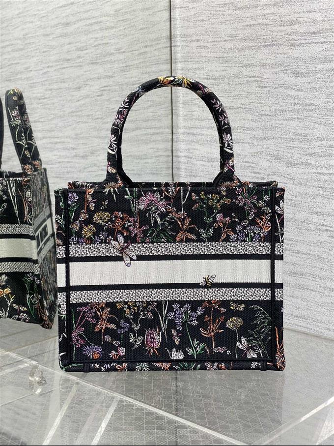 2025228Y550P20388125