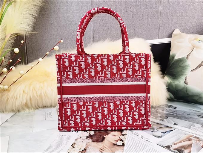 2025228Y550P20388268