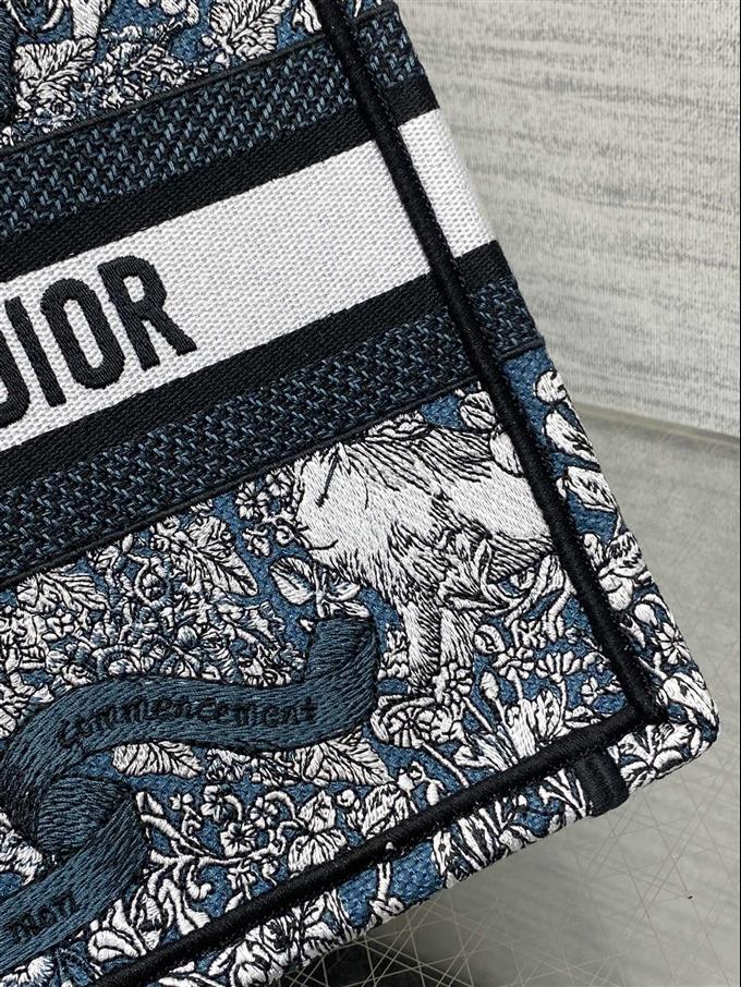 2025228Y550P212136205