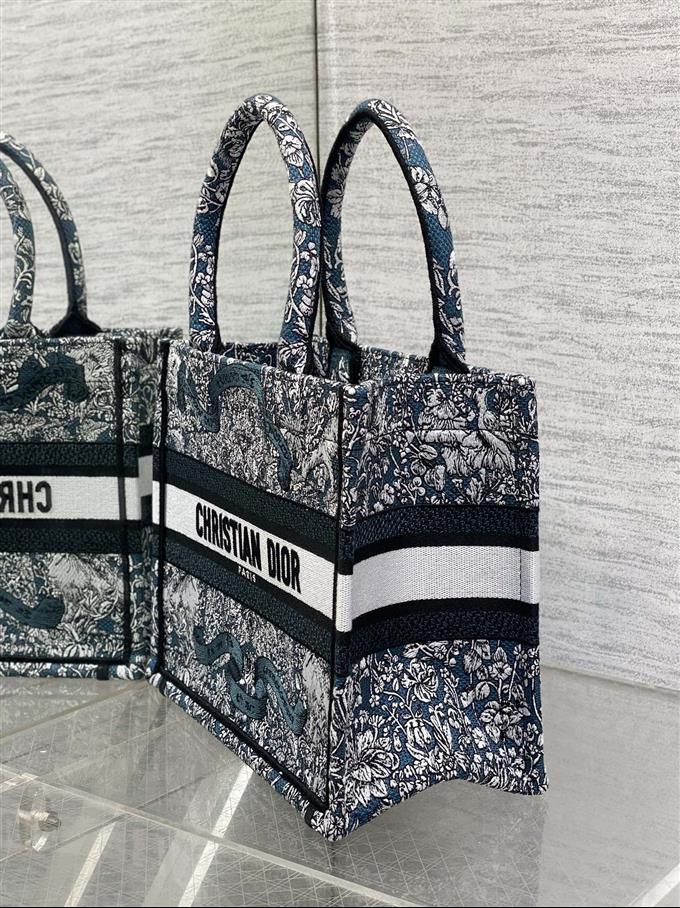 2025228Y550P212136252