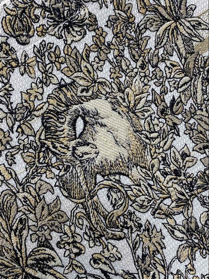 2025228Y550P212136805