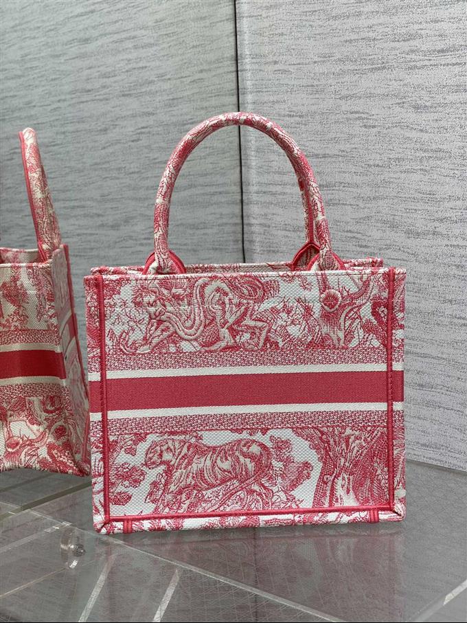 2025228Y550P21213775