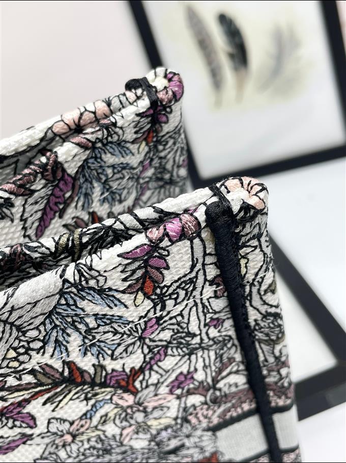 2025228Y580P203751968