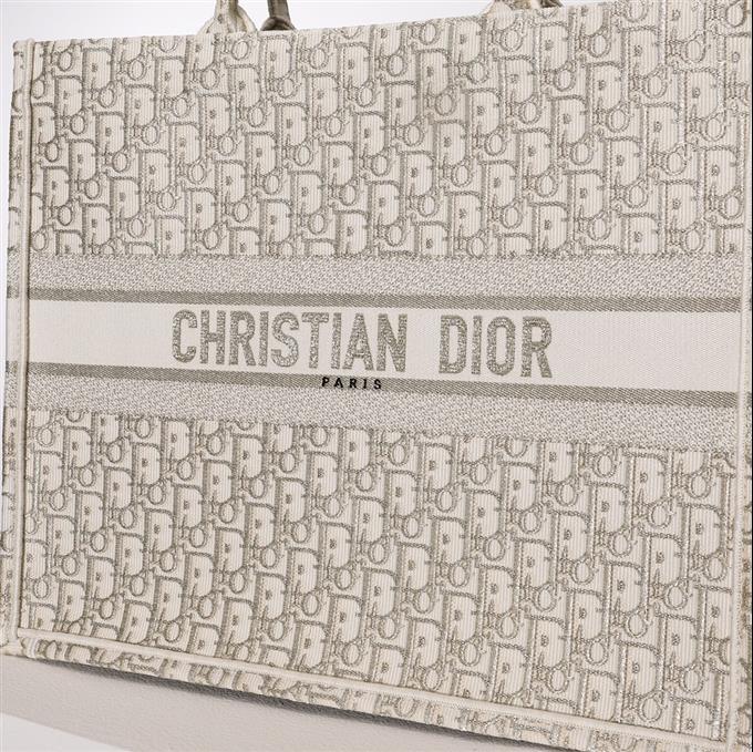 2025228Y580P203754483