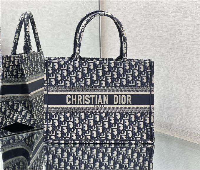 2025228Y580P203754624