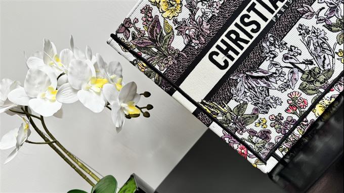 2025228Y580P203811238