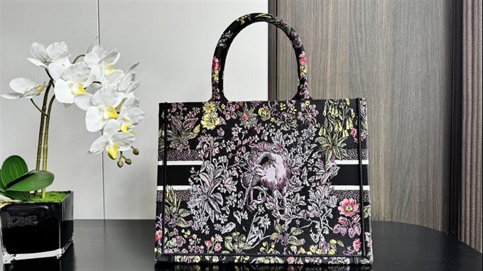 2025228Y580P203812821